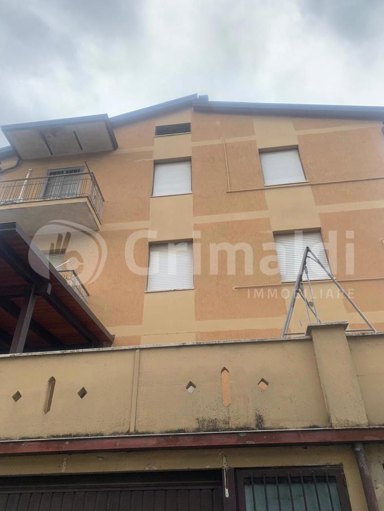 Quadrilocale con giardino a Bastia Umbra