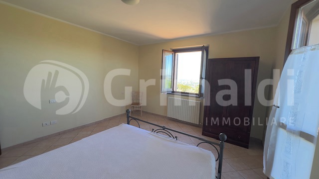 Bilocale arredato in affitto a Assisi