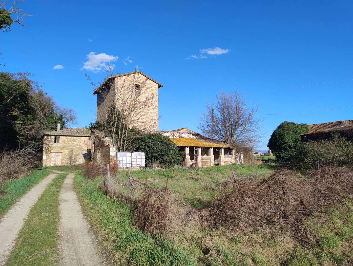 Rustico in vendita a Torgiano