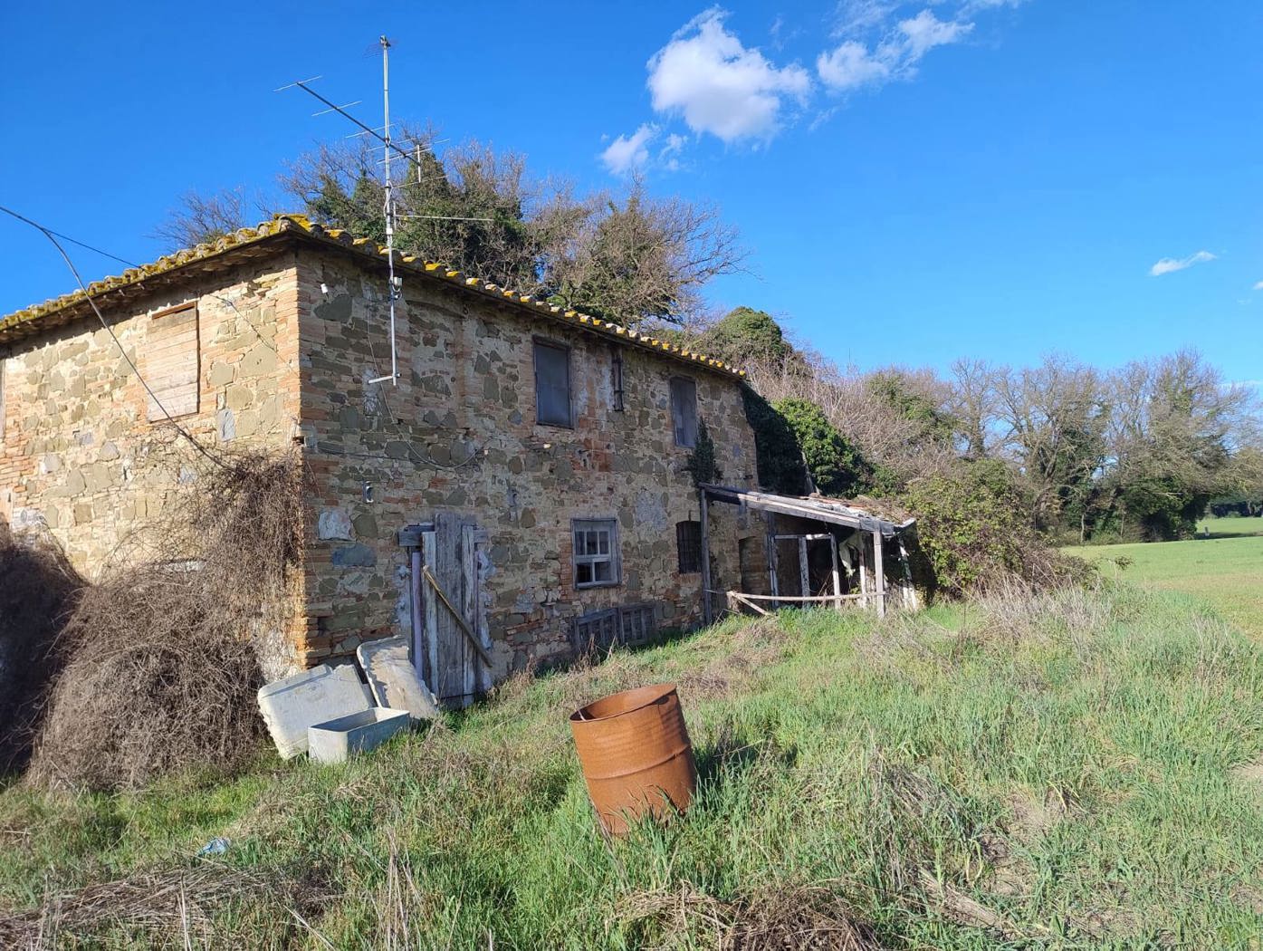 Rustico in vendita a Torgiano