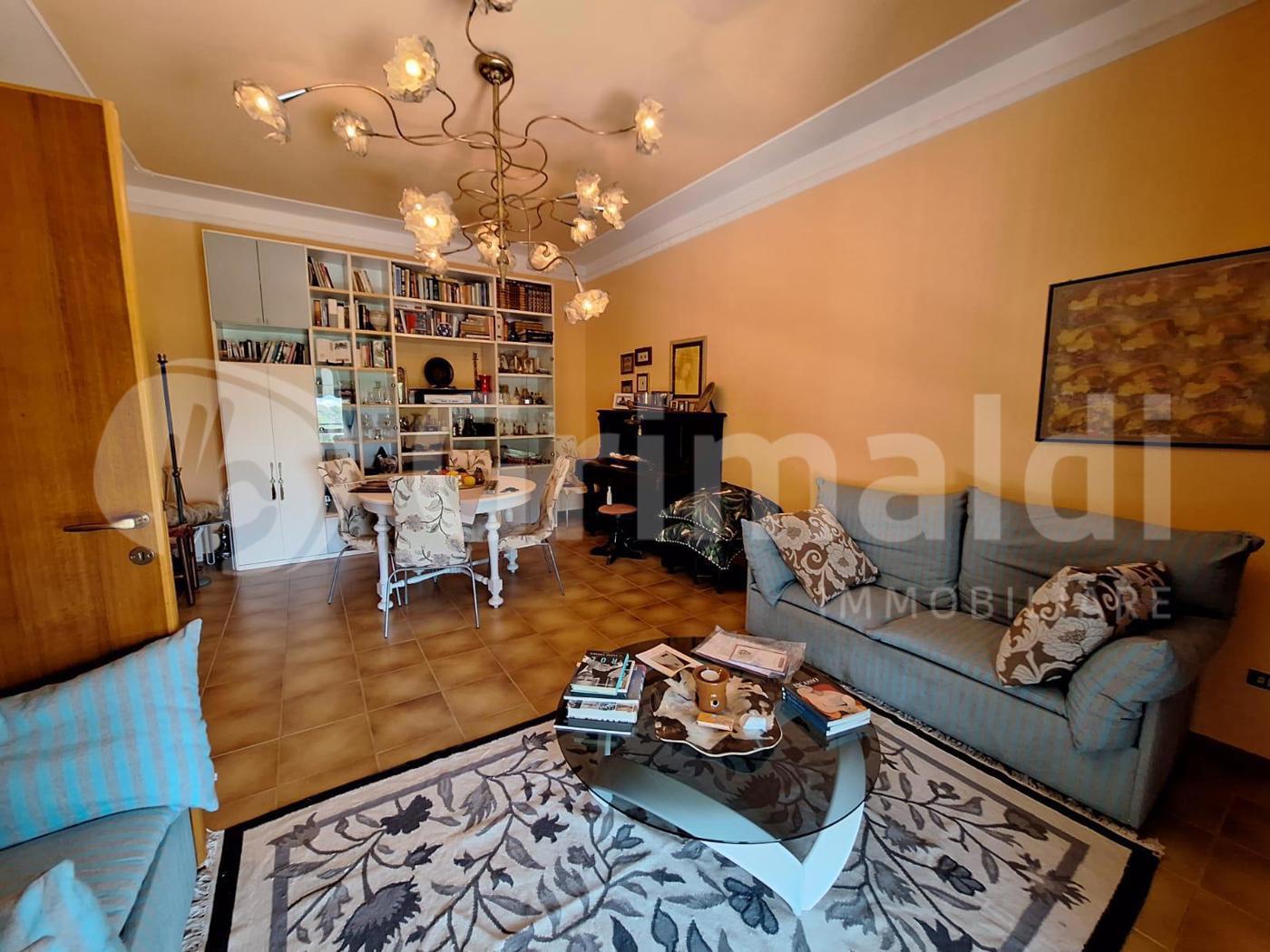 Villa Bifamiliare in vendita a Trevi