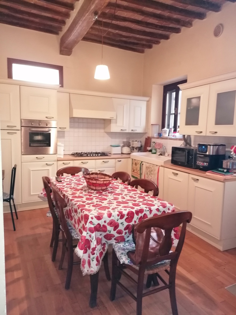 Stabile/Palazzo in vendita a Bevagna