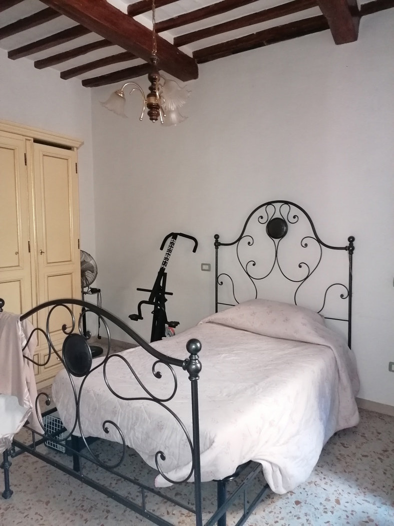Stabile/Palazzo in vendita a Bevagna