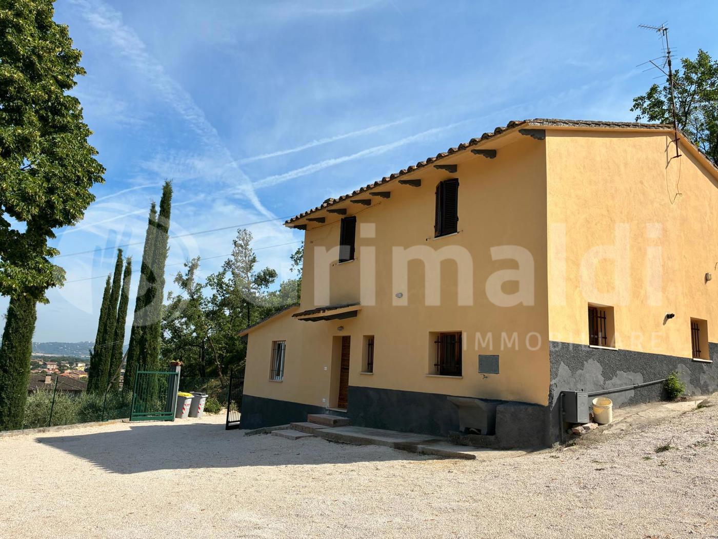 Casa indipendente in vendita a Torgiano