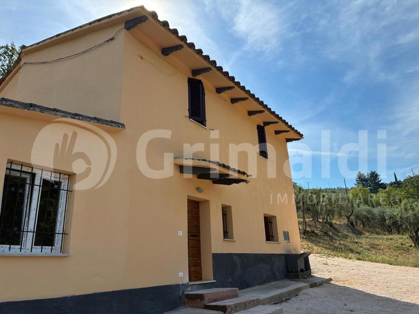 Casa indipendente in vendita a Torgiano