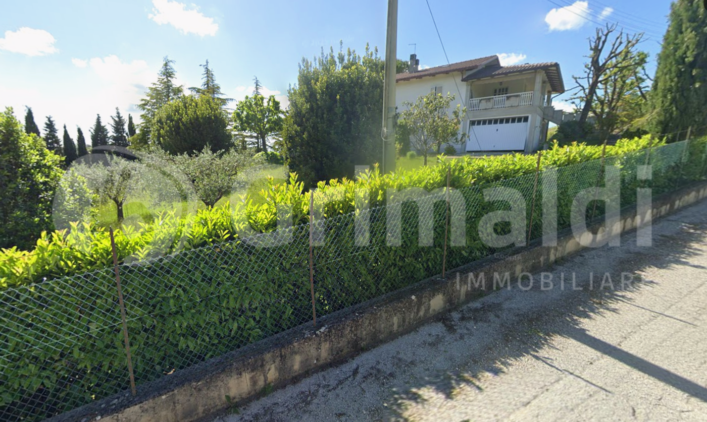 Casa indipendente in vendita a Perugia