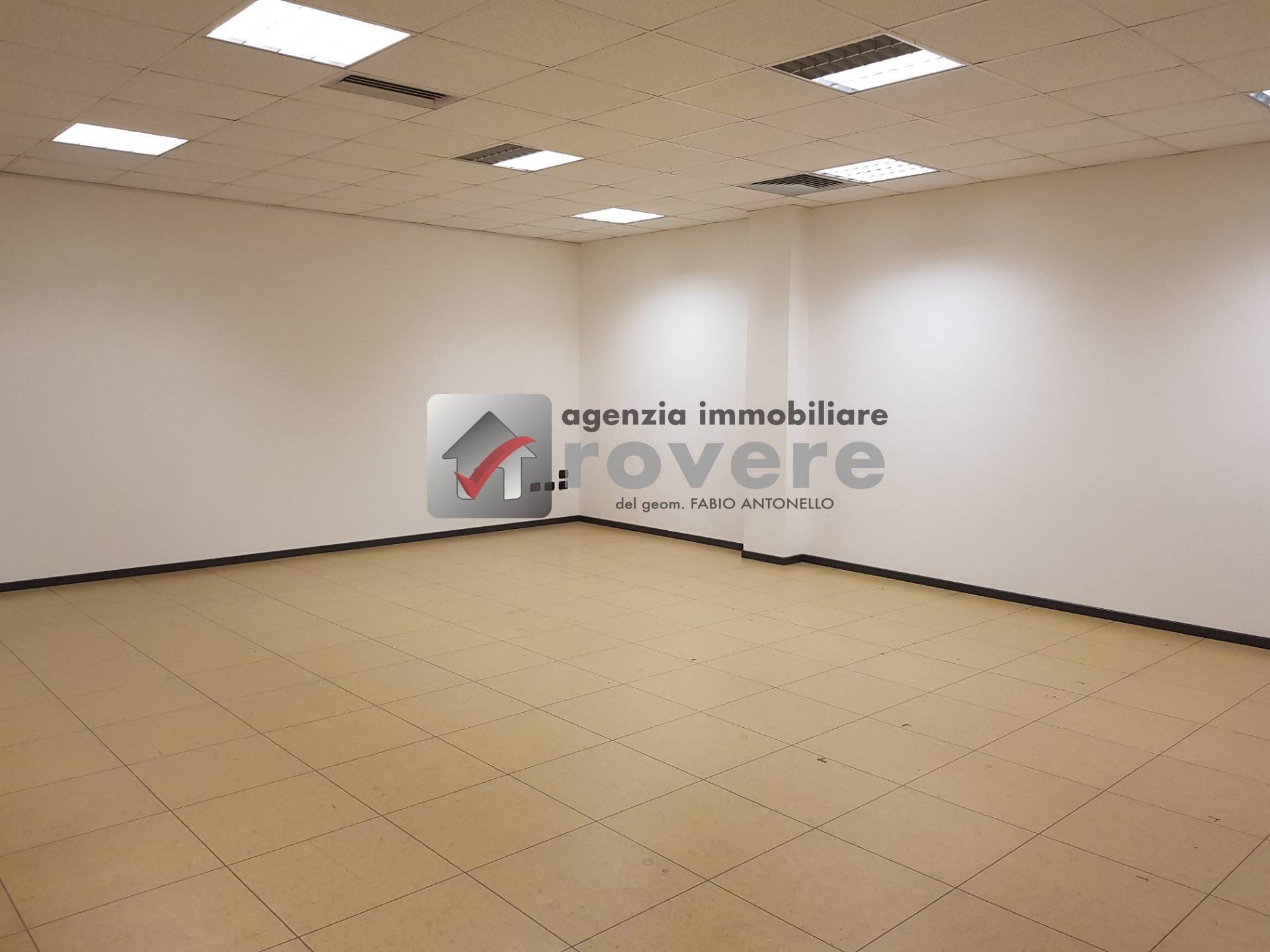 Studio/Ufficio in affitto a Villorba, Castrette