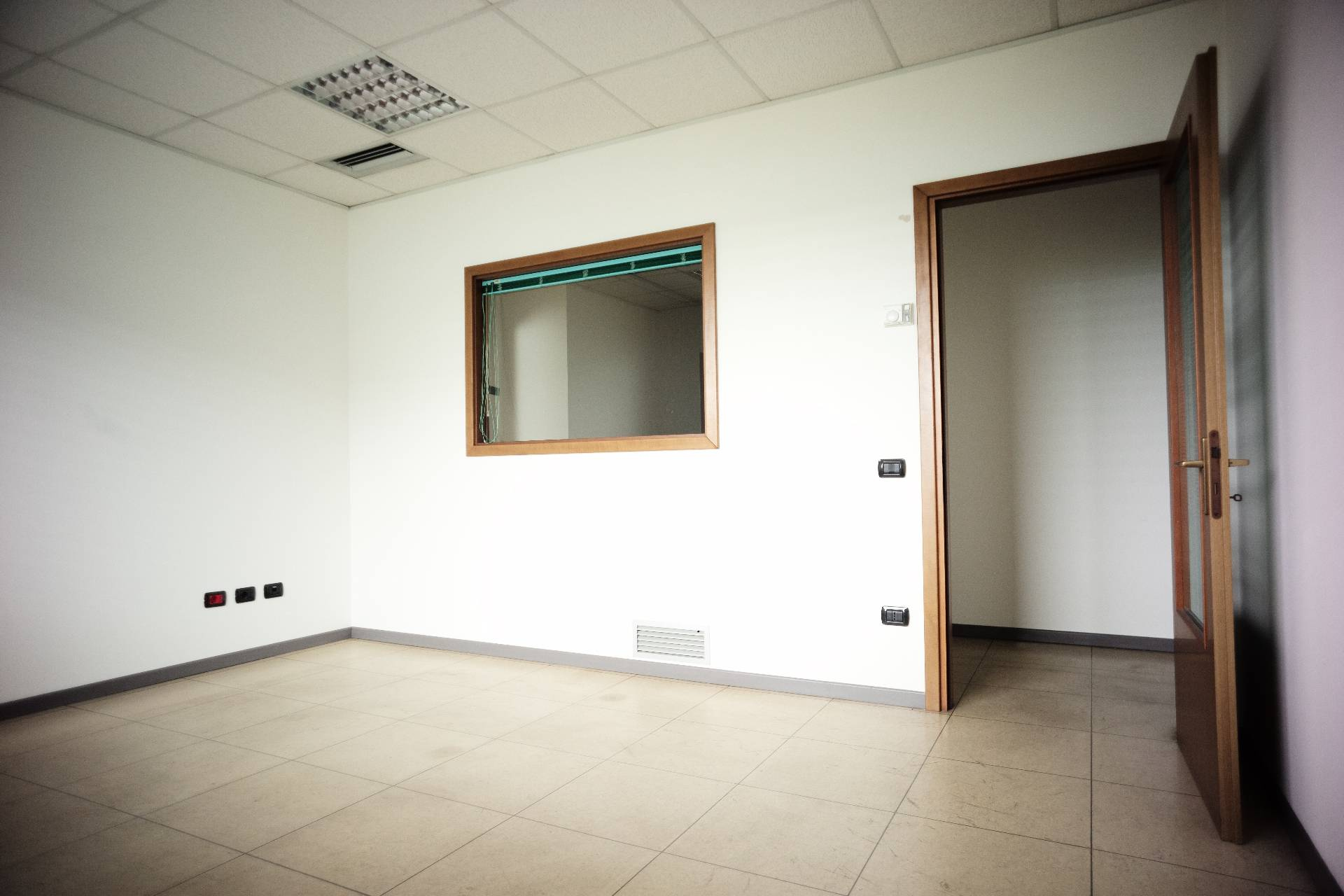 Studio/Ufficio in affitto a Villorba, Castrette