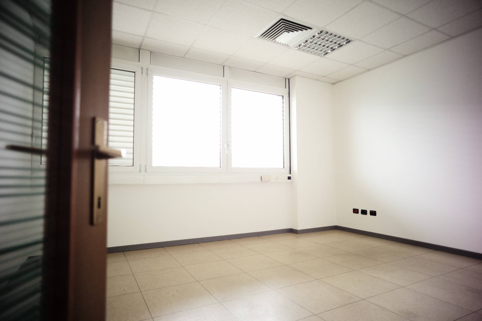 Studio/Ufficio in affitto a Villorba, Castrette