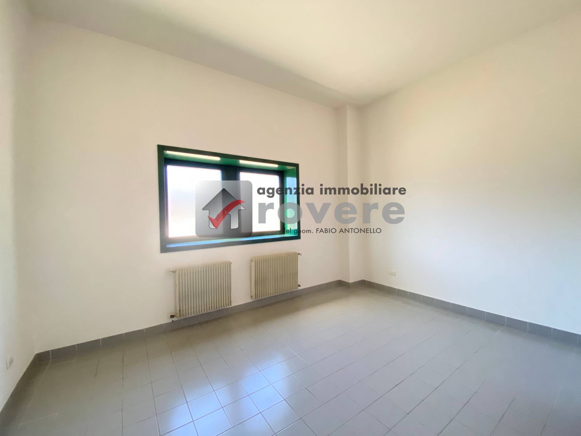 Capannone in affitto a Spresiano