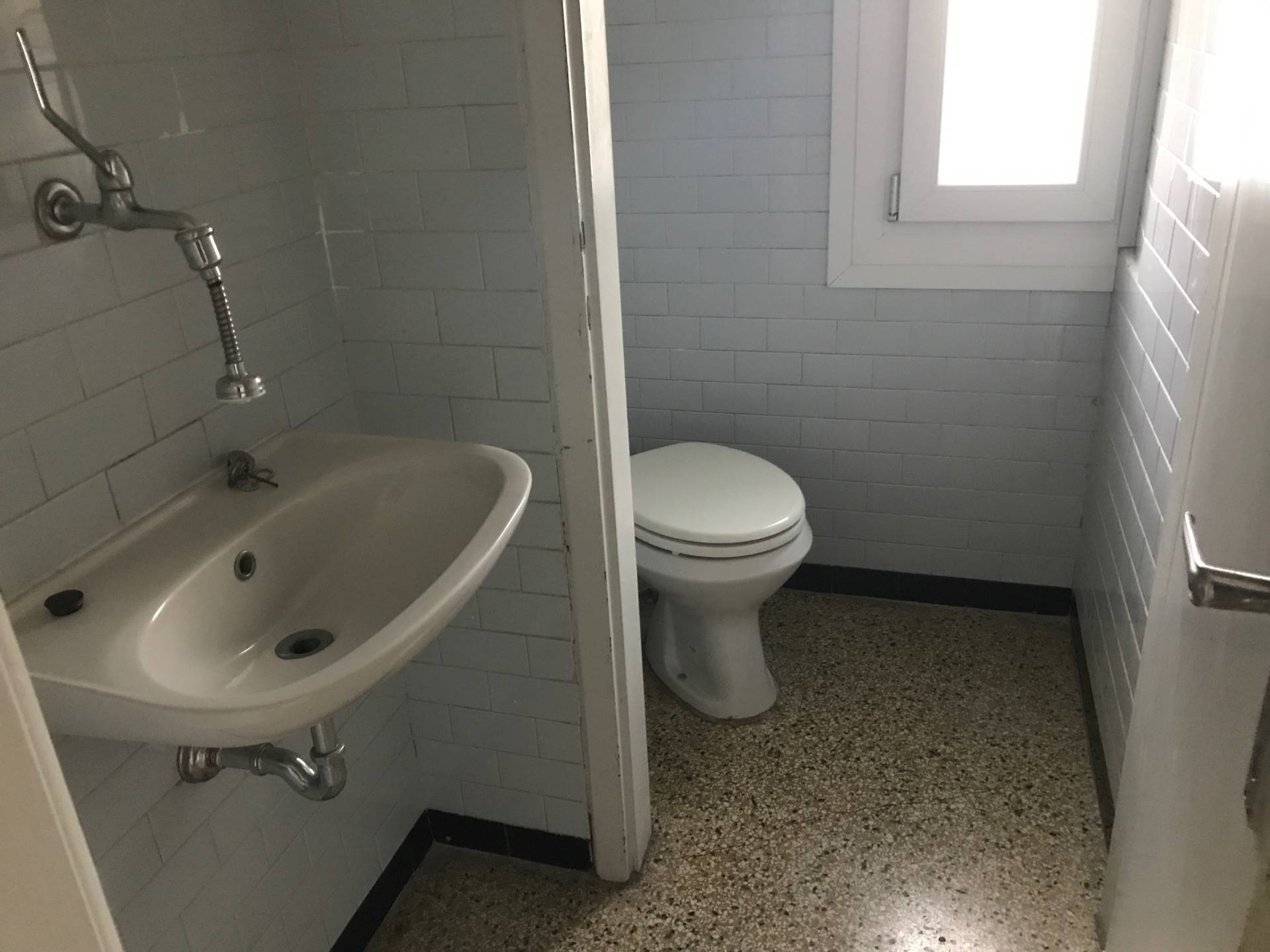 Locale commerciale in affitto a Treviso, S.Giuseppe