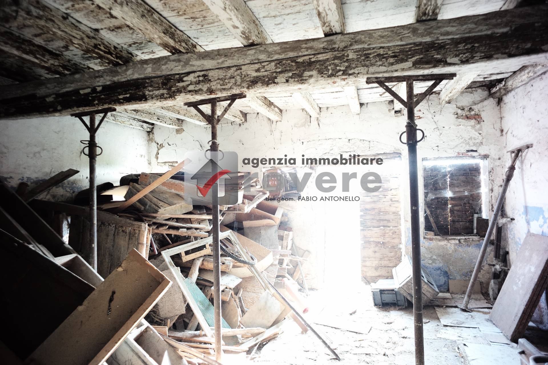 Rustico in vendita a Villorba, Catena