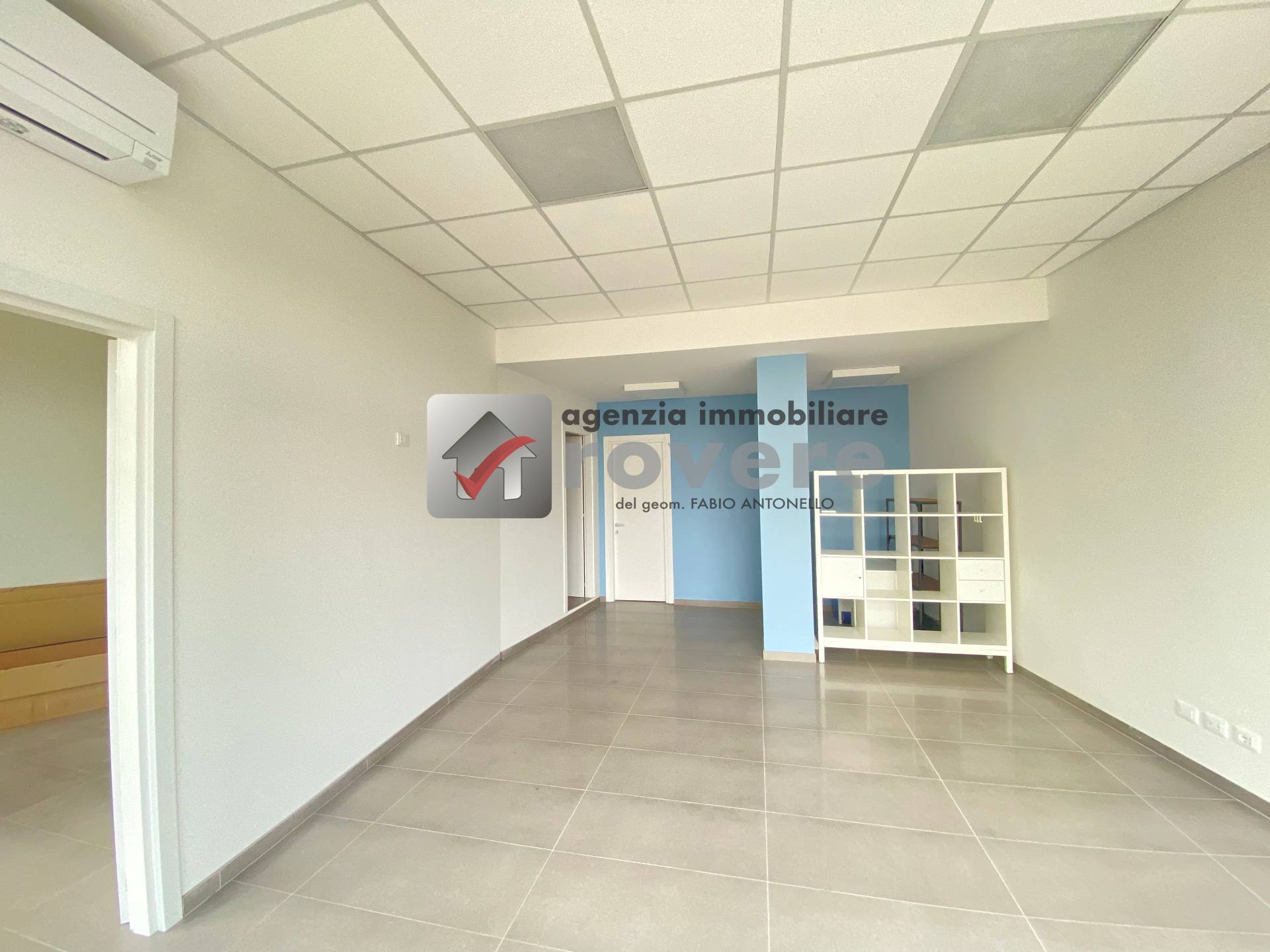 Locale commerciale in affitto a Treviso, Fuori Mura