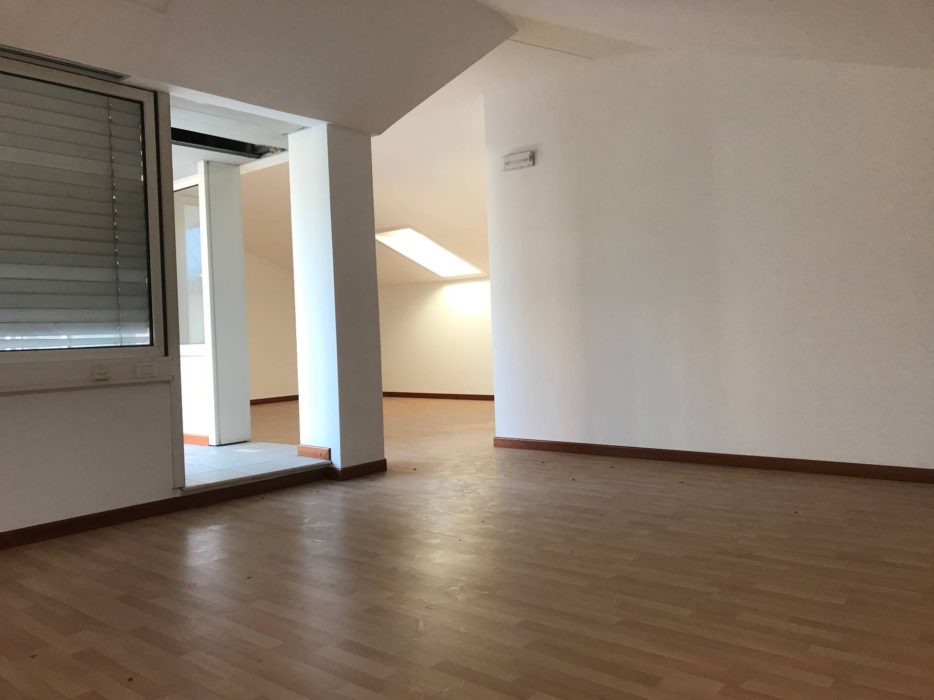 Studio/Ufficio in affitto a Villorba, Castrette