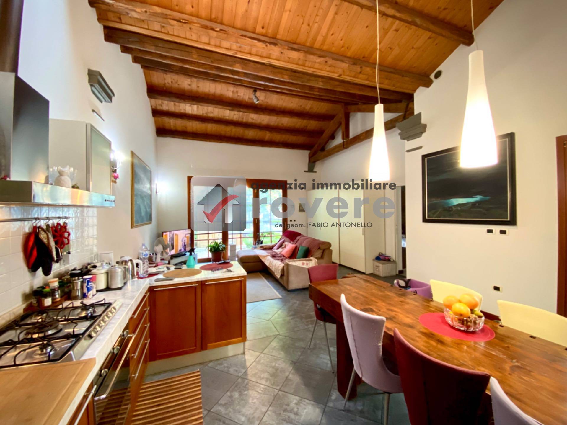 Casa singola in vendita a Treviso, S. Maria del Rovere