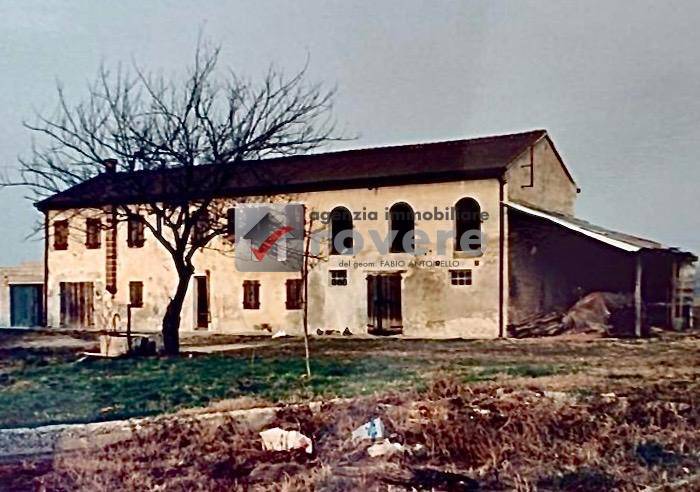 Rustico in vendita a Breda di Piave, Pero