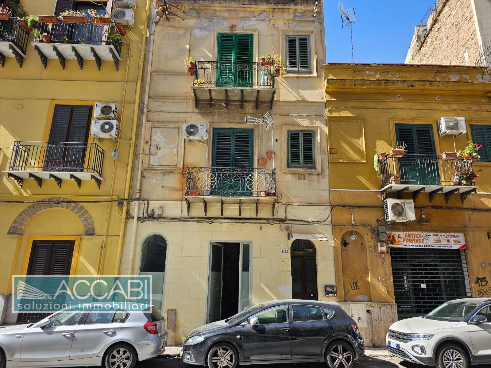 Trilocale da ristrutturare, Palermo sampolo