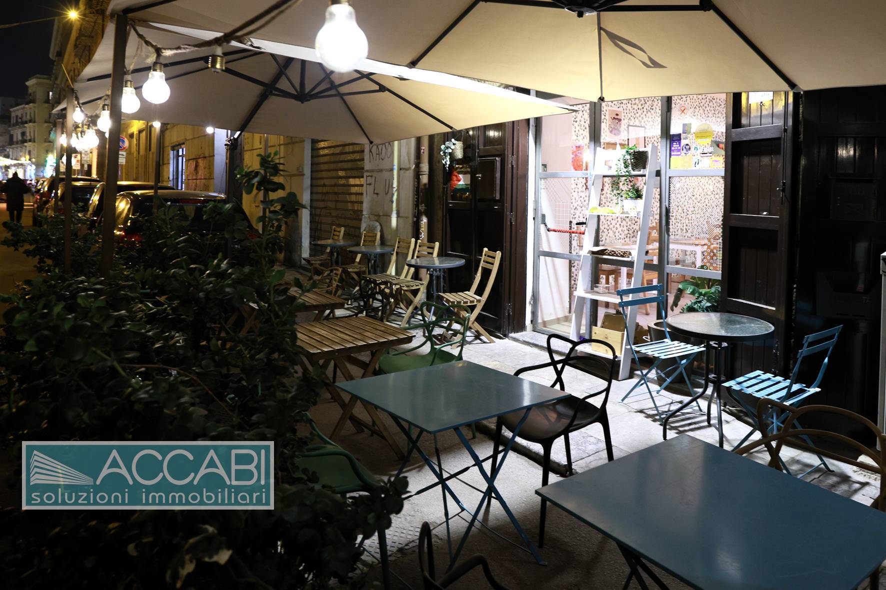 Locale commerciale in vendita a Palermo, Centro storico