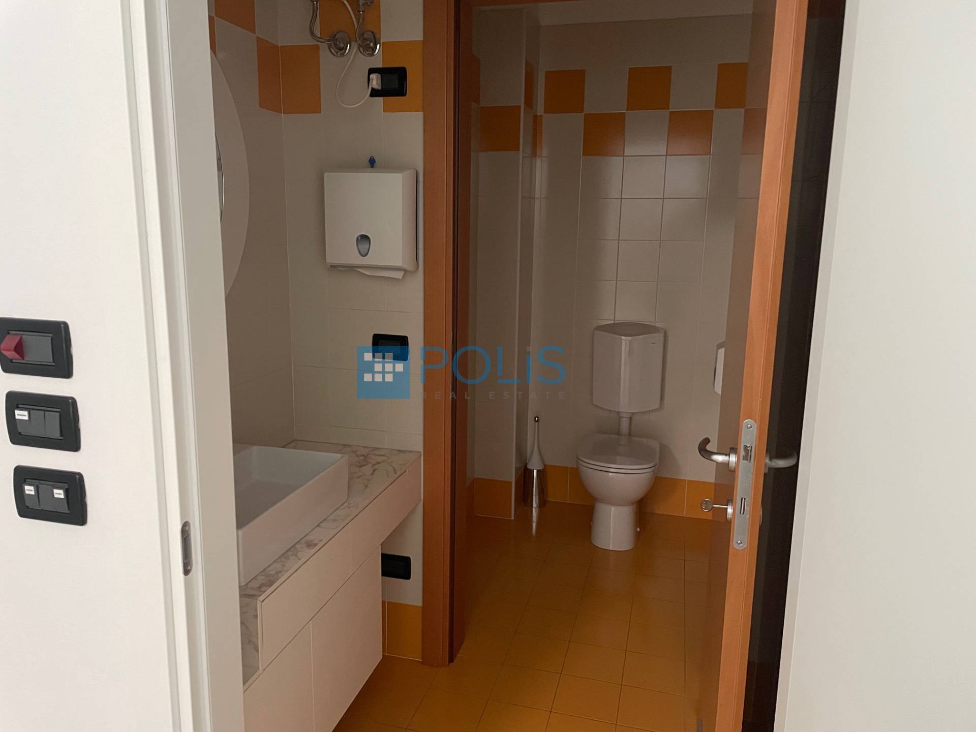 Studio/Ufficio in affitto a Torri di Quartesolo