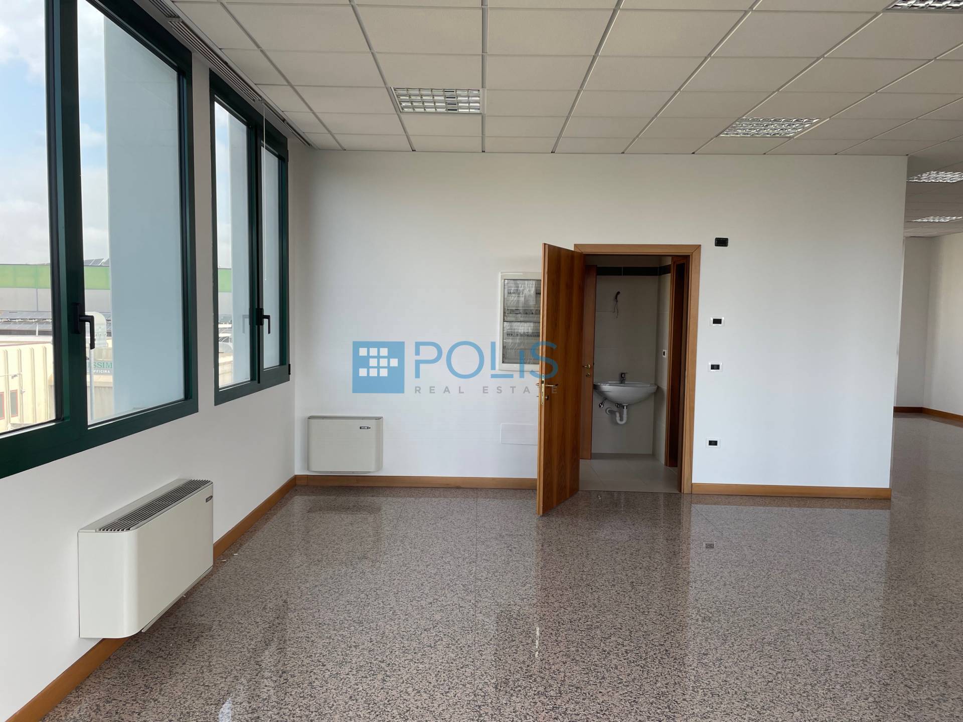 Studio/Ufficio in affitto a Padova, ZONA INDUSTRIALE-EST