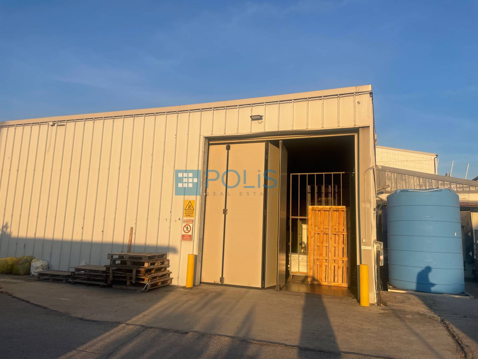 Capannone in vendita a Limena