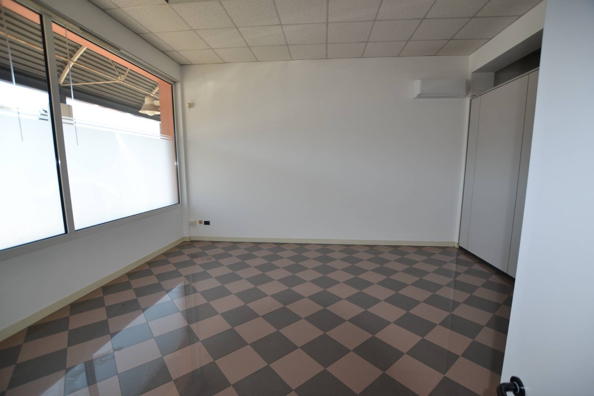 Negozio in affitto a Limena