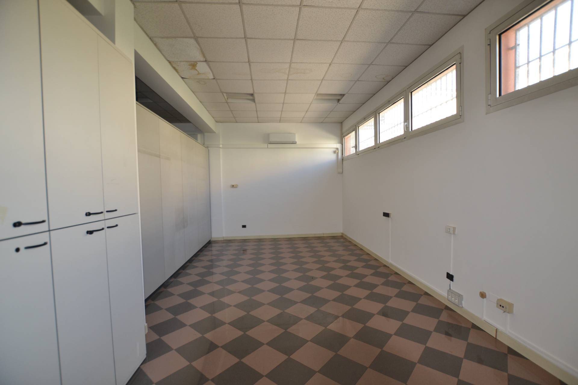 Negozio in affitto a Limena