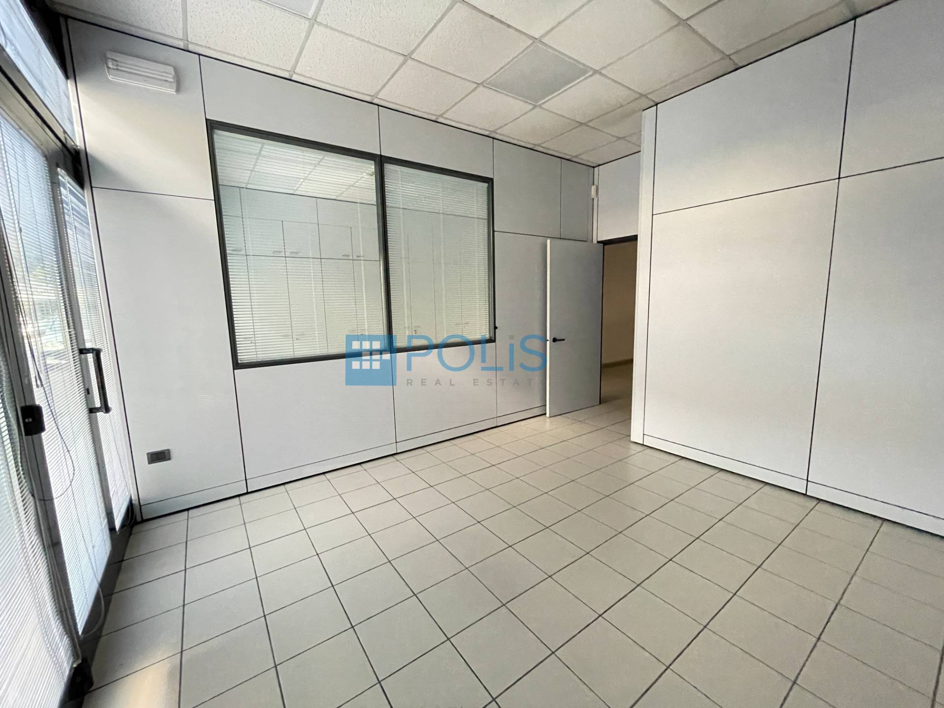 Negozio in vendita a Padova, PADOVA UNO