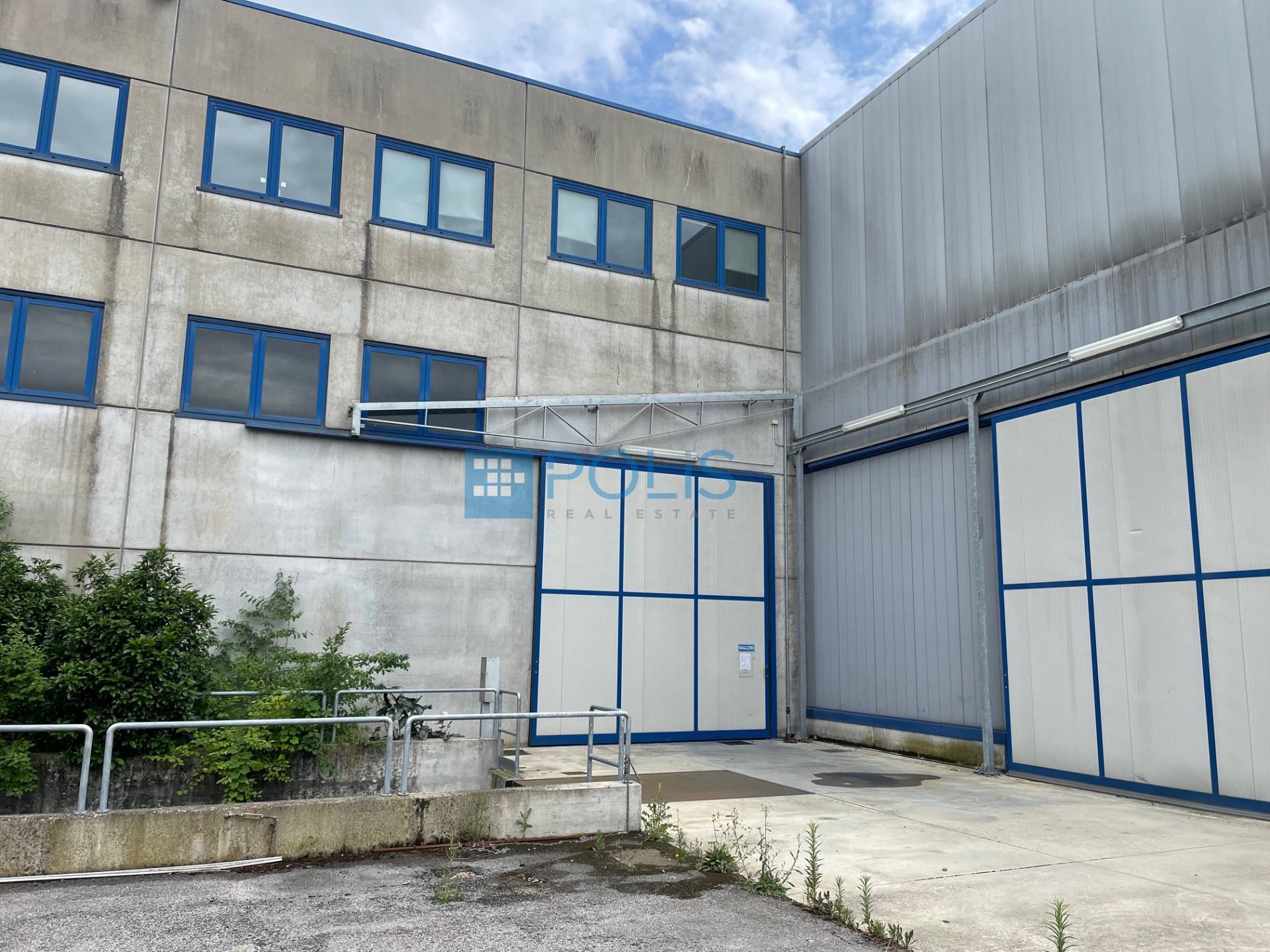 Capannone in vendita a Pernumia