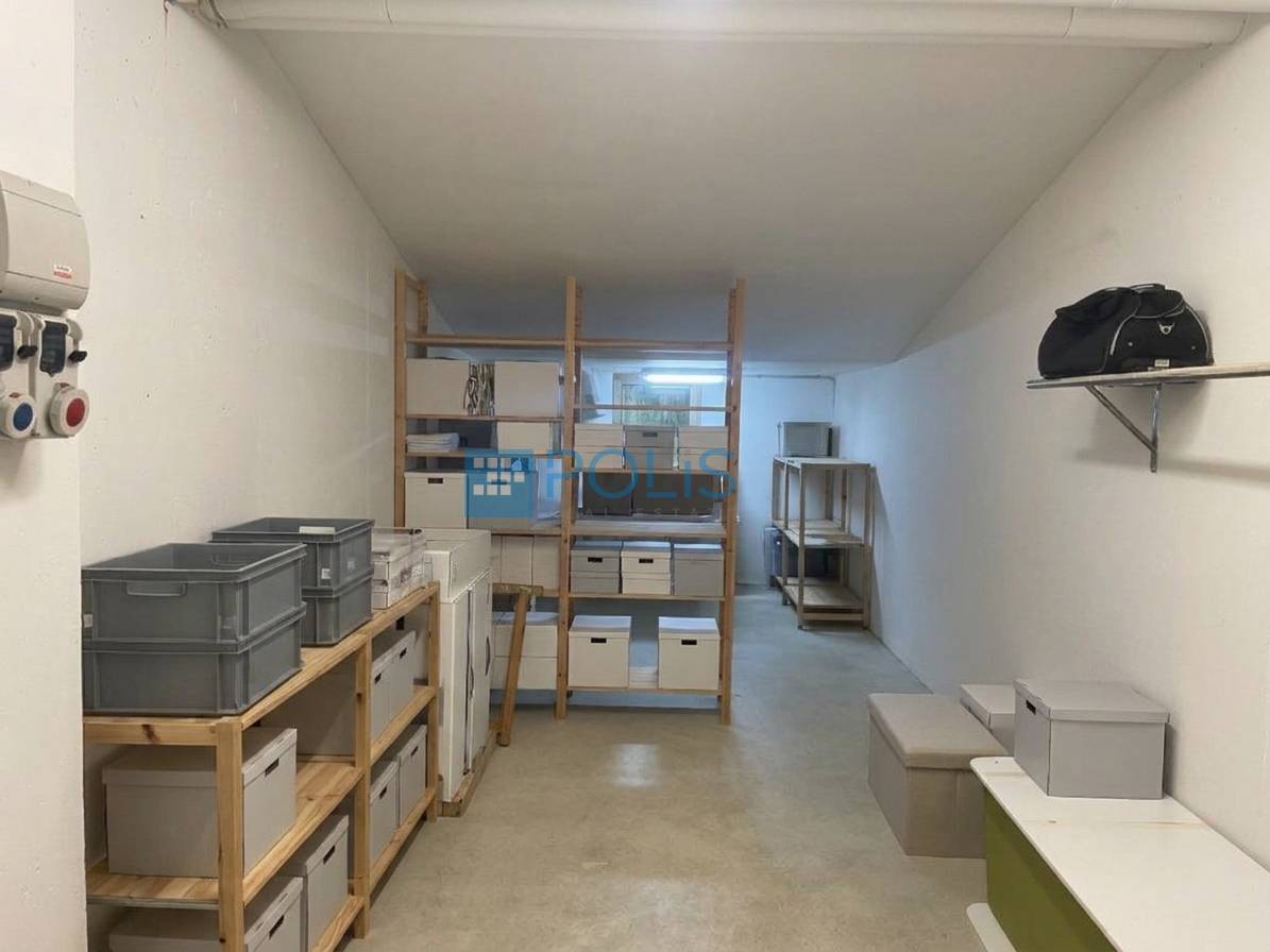 Magazzino in vendita a Padova, PADOVA.EST