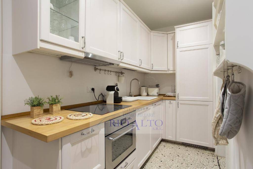 Appartamento in vendita a Venezia, San Polo