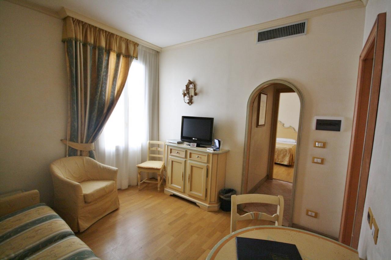 Bi-Locale in vendita a Venezia, Lido di Venezia