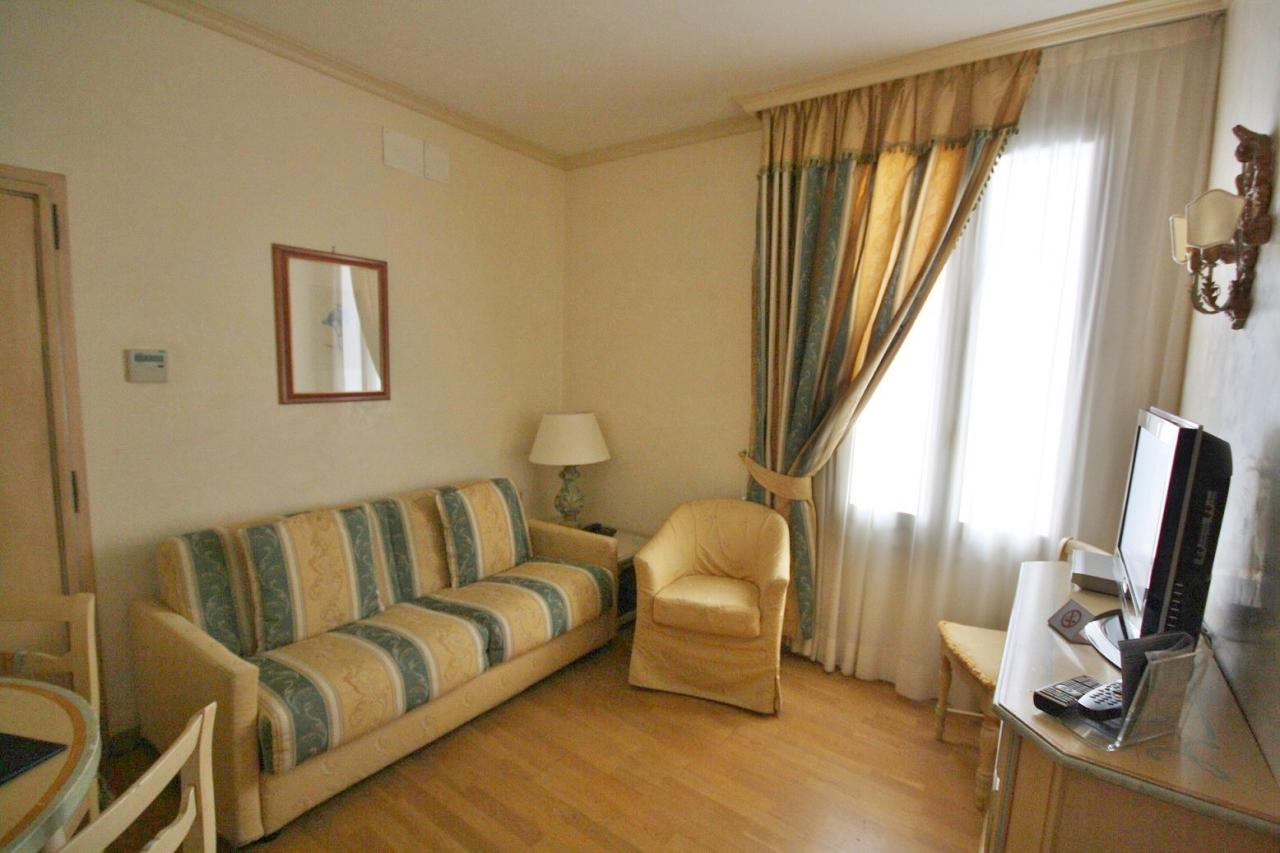 Bi-Locale in vendita a Venezia, Lido di Venezia