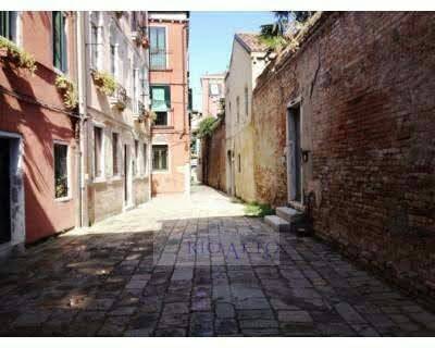 Appartamento in vendita a Venezia, Castello