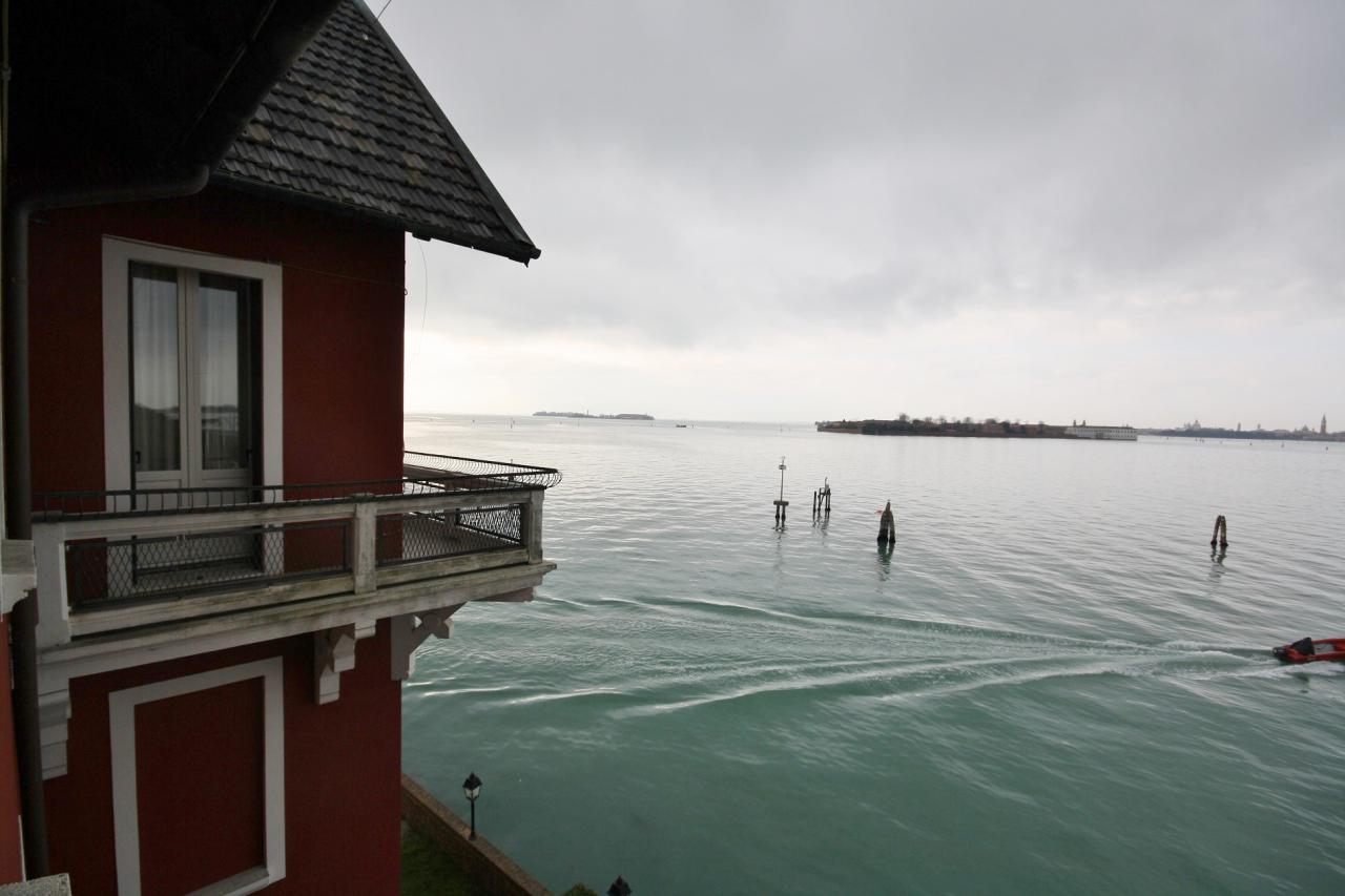 Bi-Locale in vendita a Venezia, Lido di Venezia