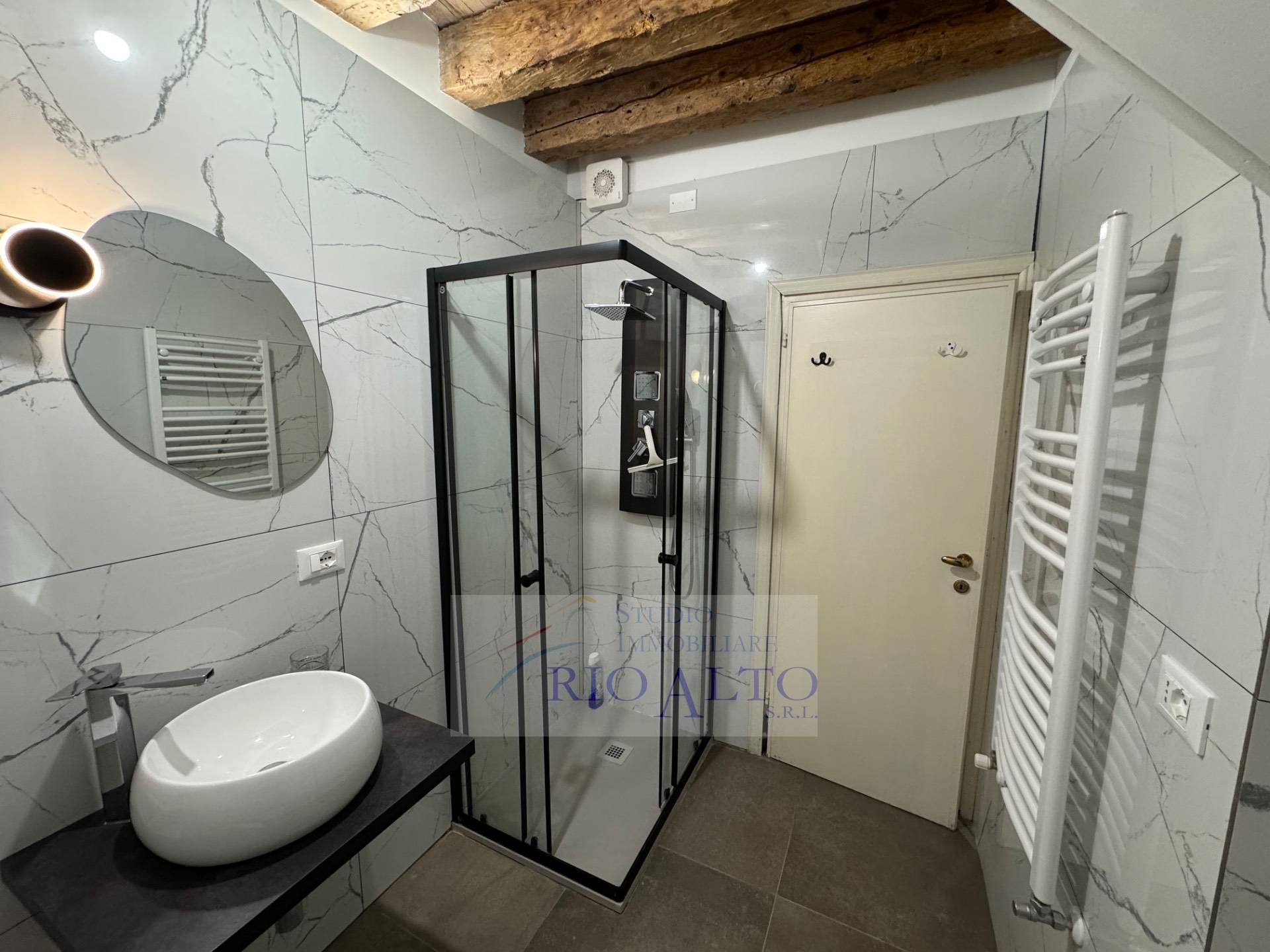 Appartamento in affitto a Venezia, Santa Croce