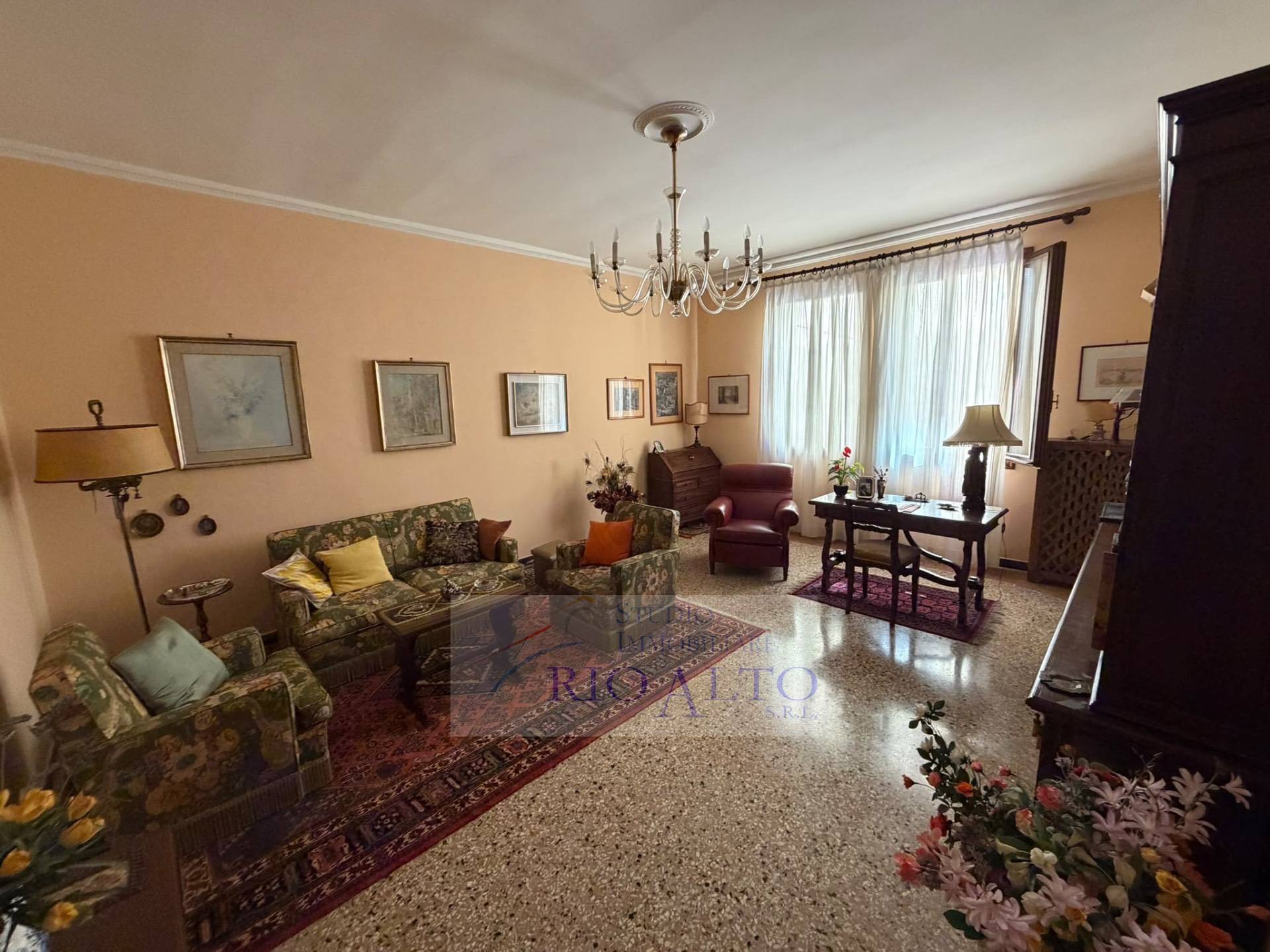 Appartamento in vendita a Venezia, S. Elena
