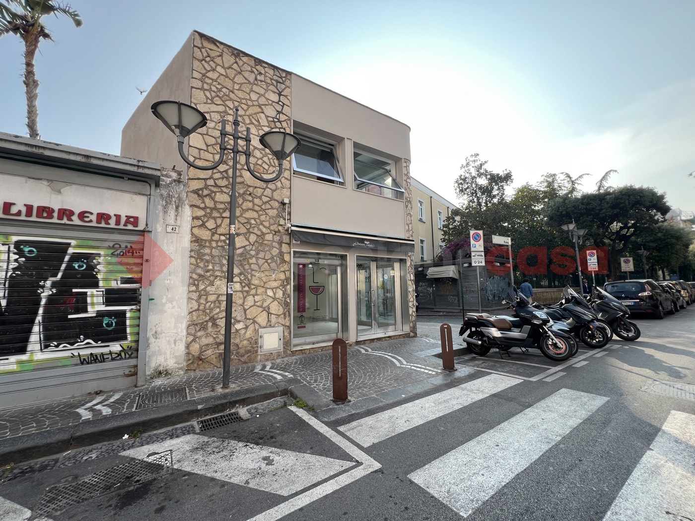Negozio in affitto a Portici