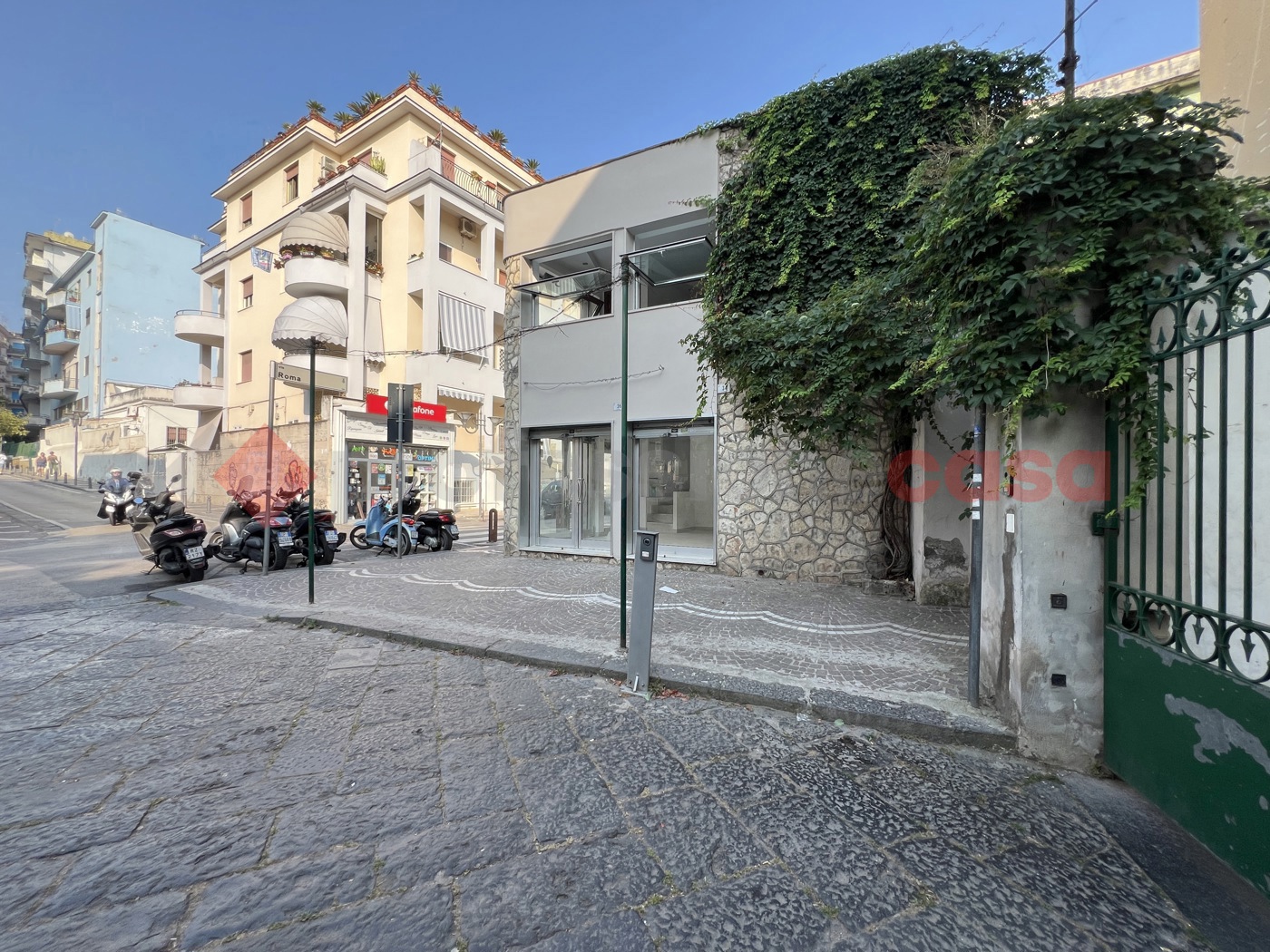 Negozio in affitto a Portici