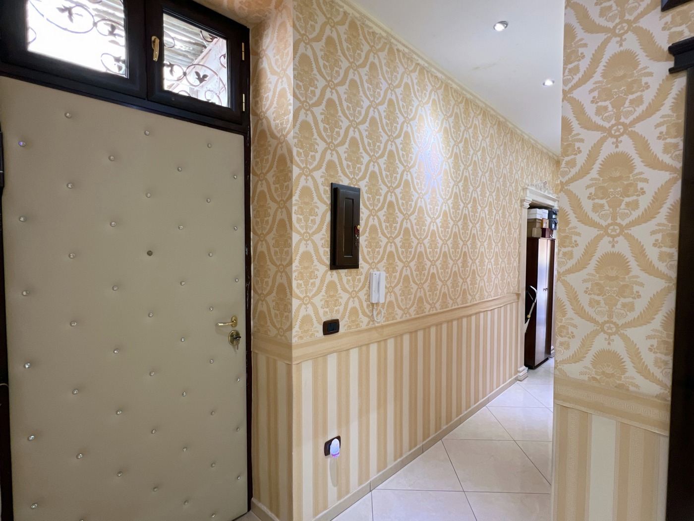 Bilocale ristrutturato a Torre del Greco