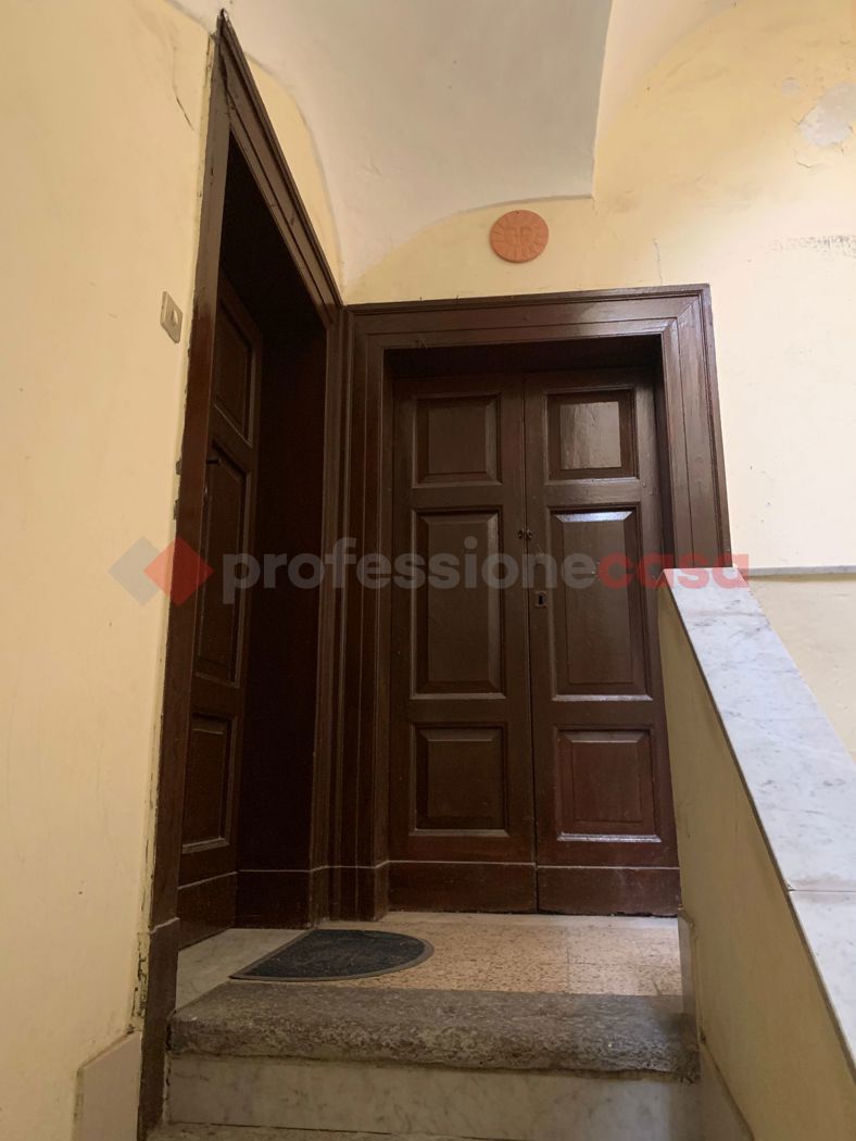 Stabile/Palazzo in vendita a Torre del Greco