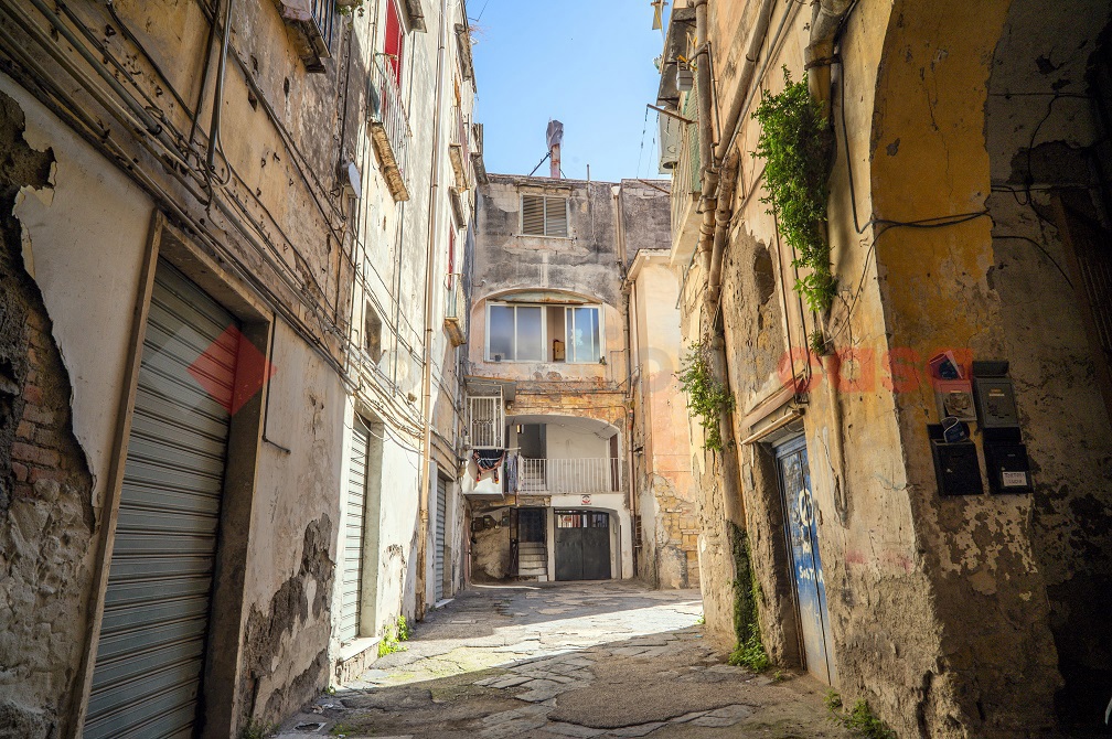 Bilocale in vendita a Portici