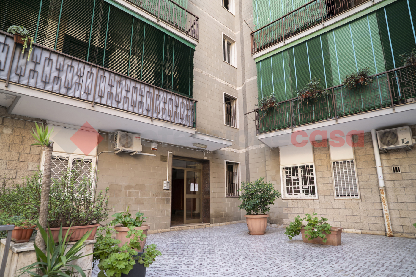 Ufficio in affitto a Portici