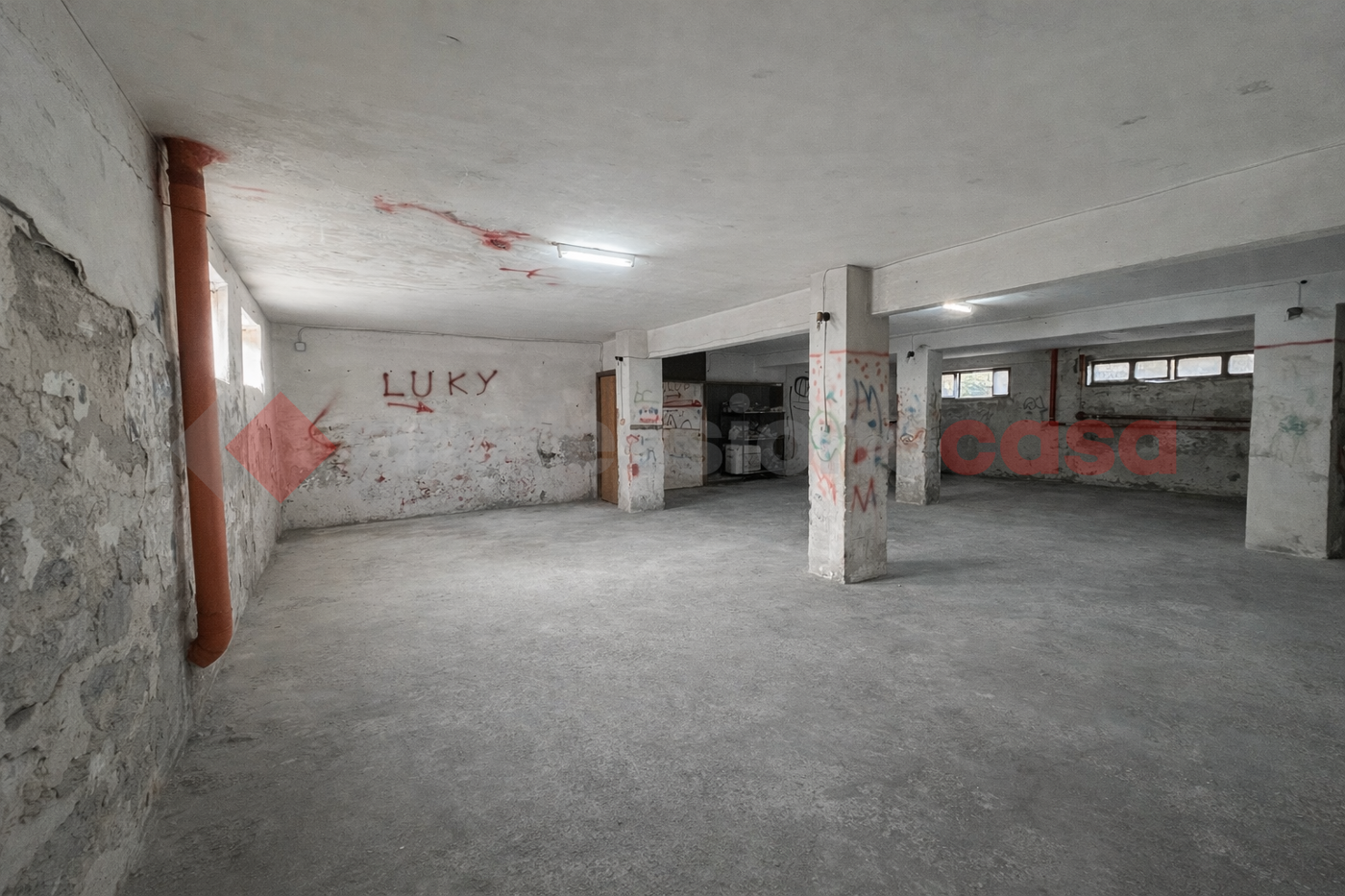 Magazzino in affitto a Portici