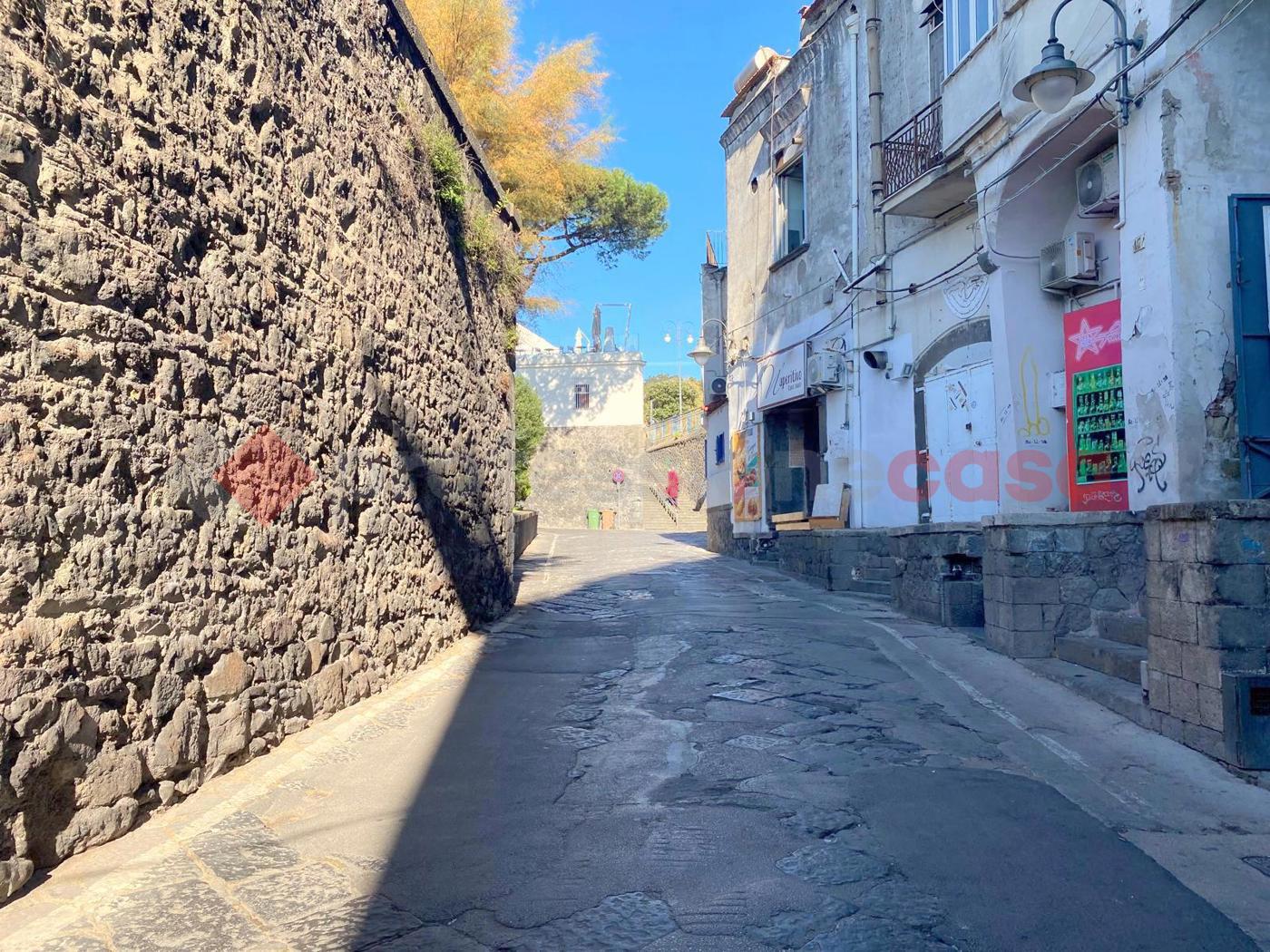 Rustico in vendita a Portici