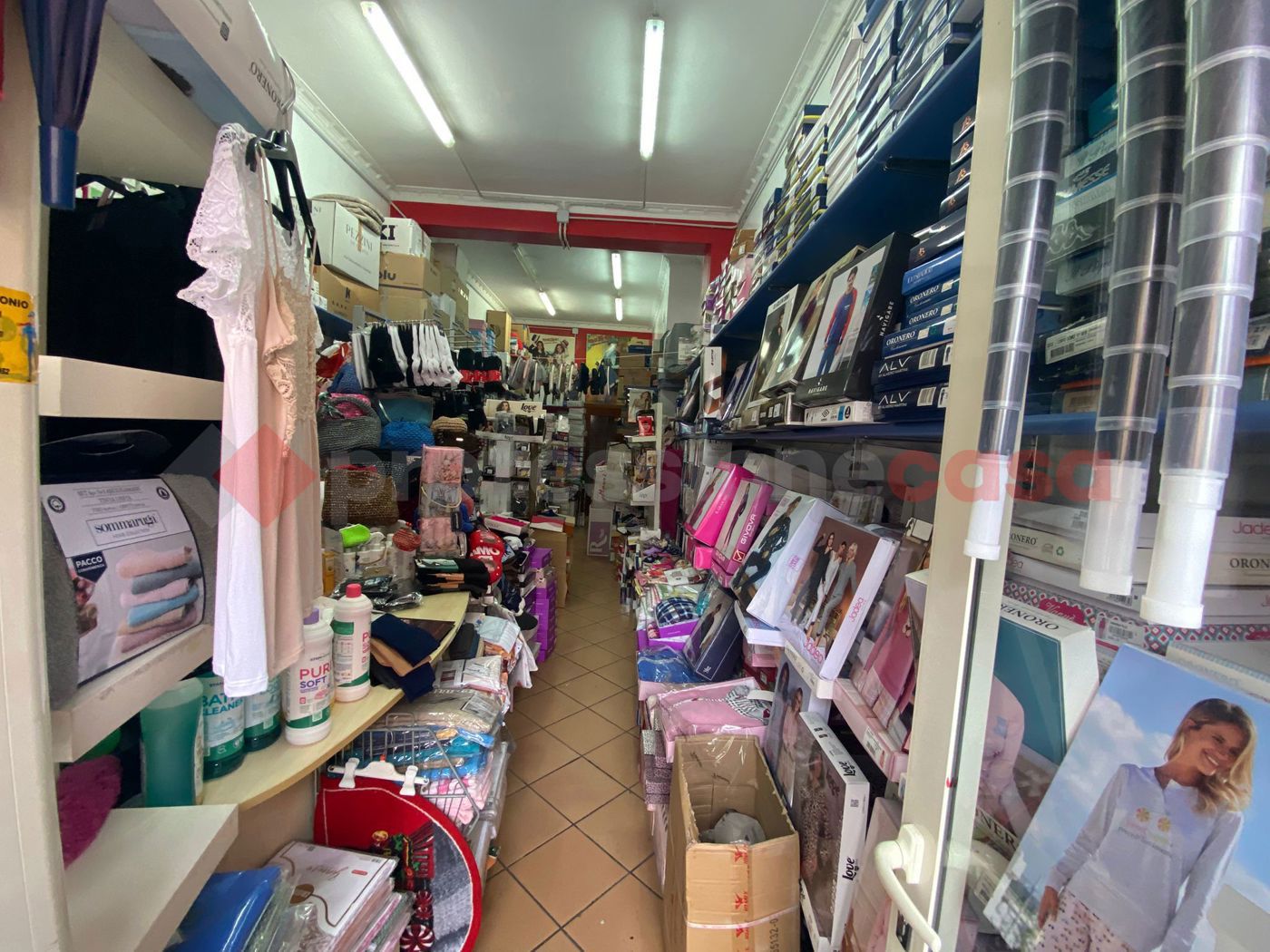 Attivit� commerciale in vendita a Portici