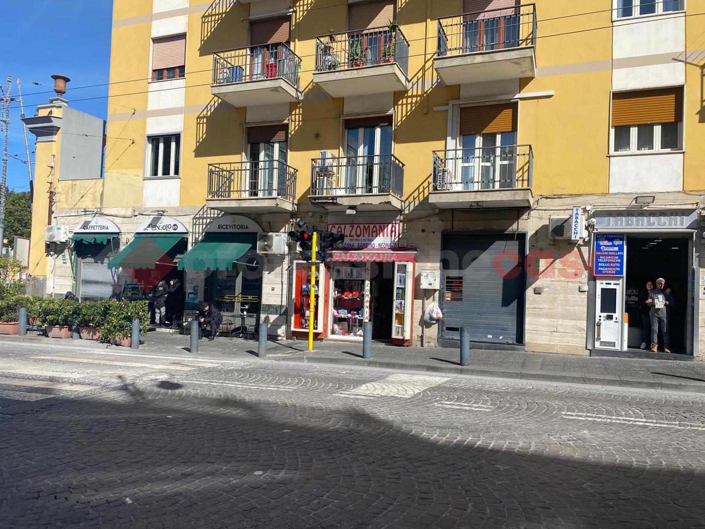 Attivit� commerciale in vendita a Portici