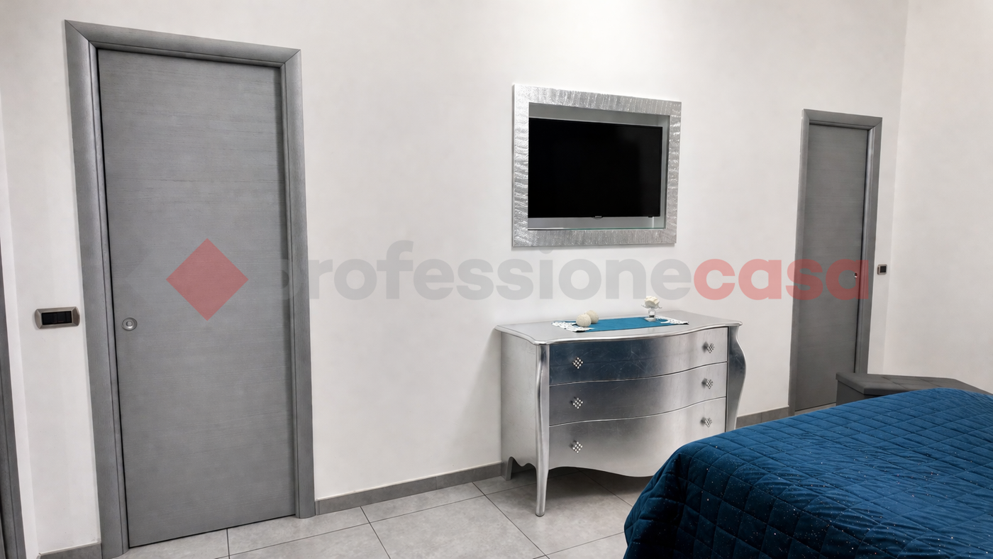 Trilocale ristrutturato a Portici
