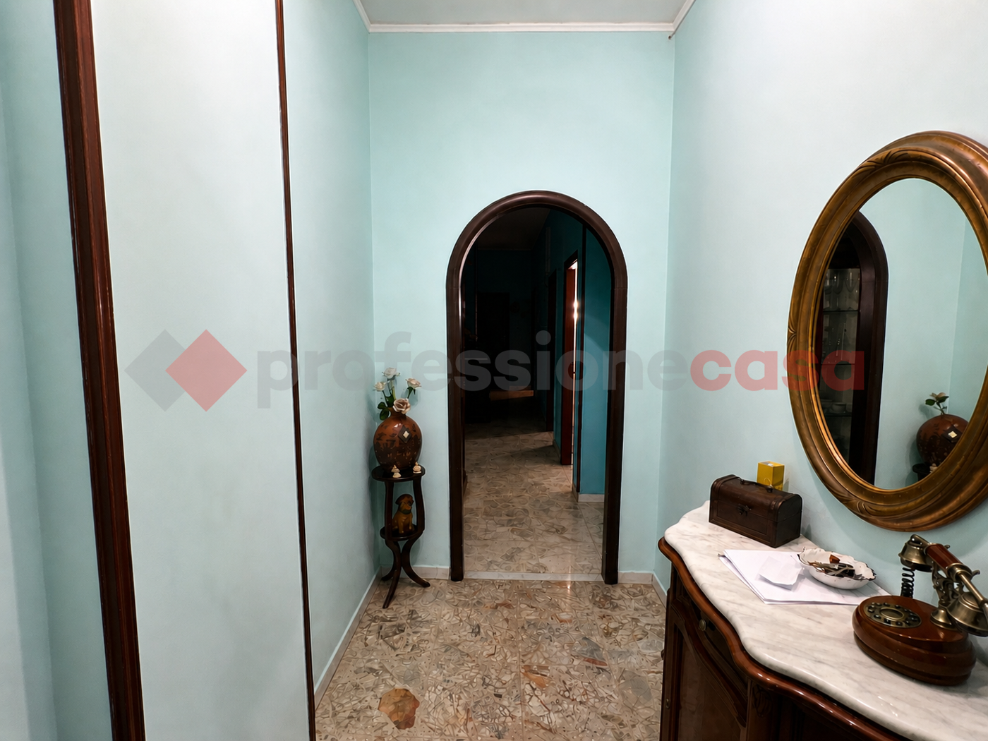 Bilocale da ristrutturare a Portici