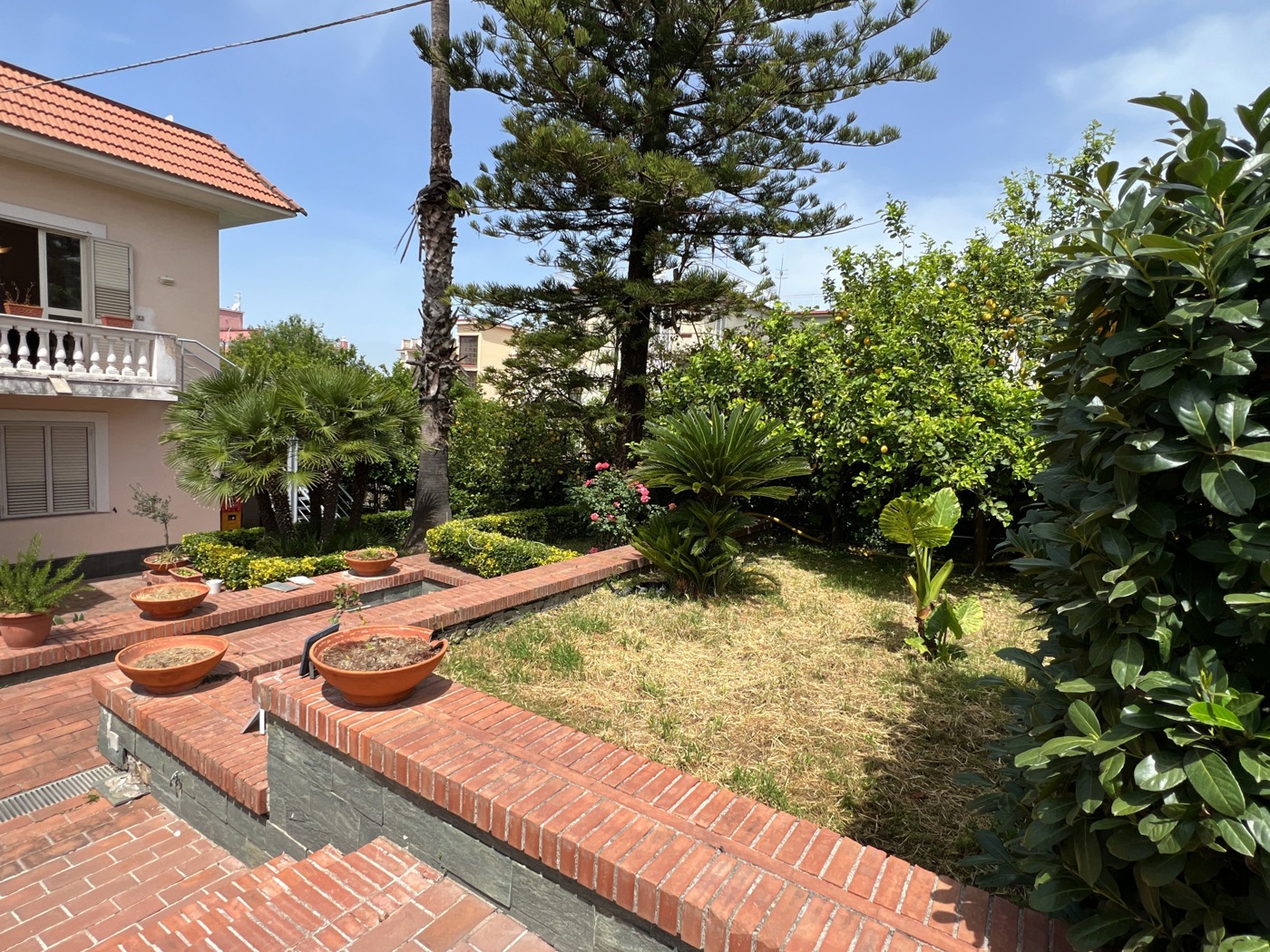Villa Bifamiliare con giardino a Portici